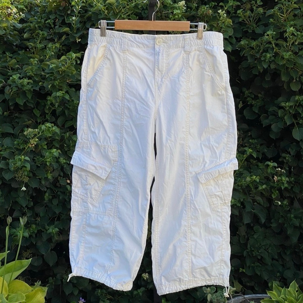 Y2K Aeropostale White Cargo Capri Pants Utility Streetwear Gorpcore - Large